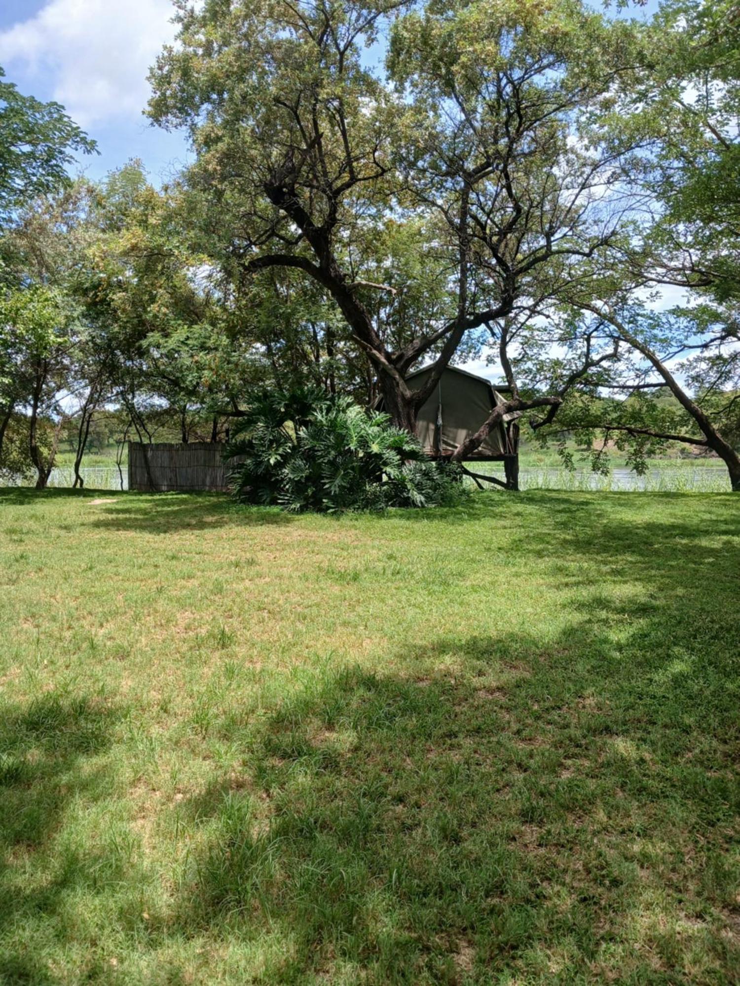 Camp Hogo Kavango Рунду Екстер'єр фото