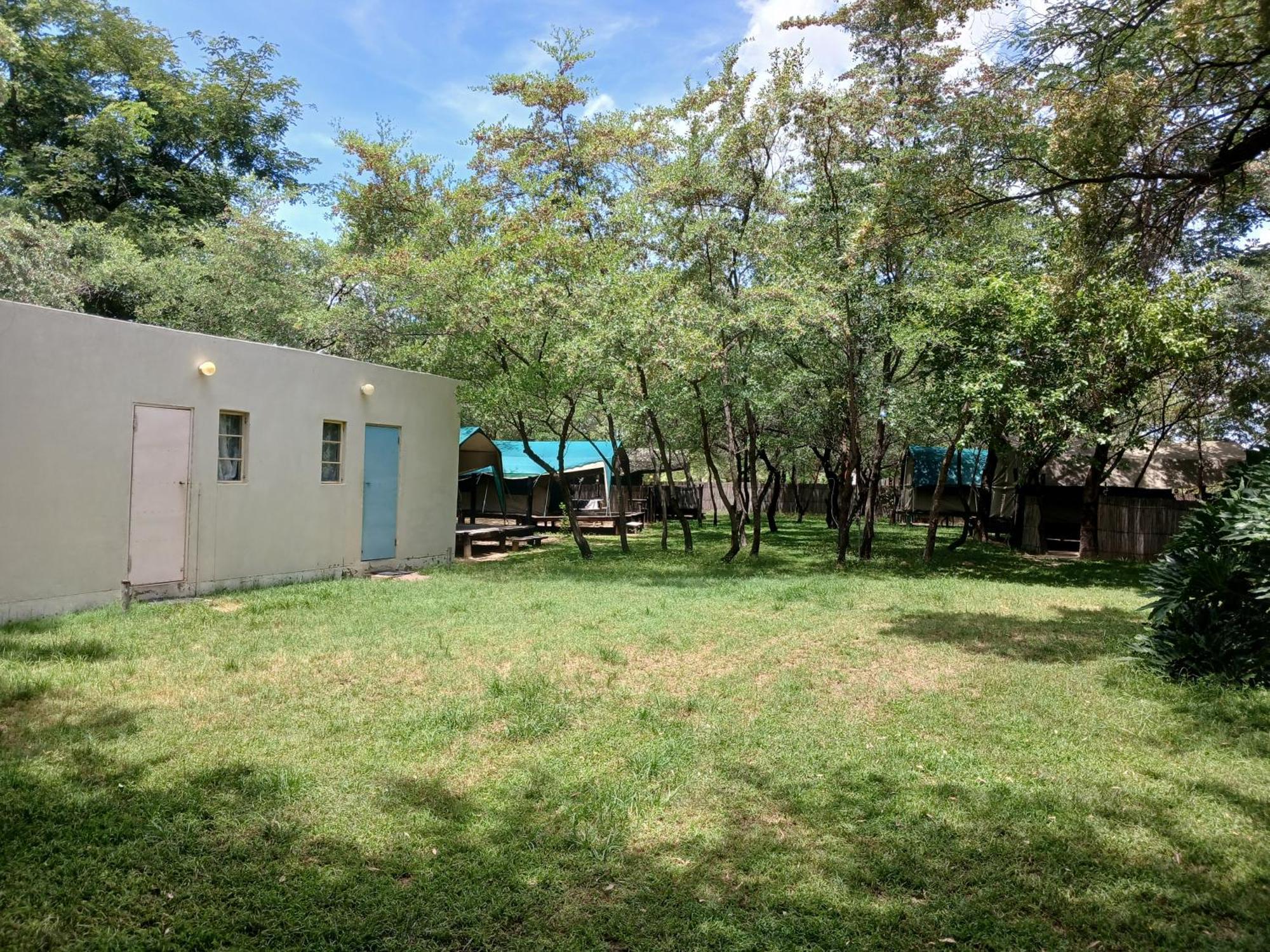 Camp Hogo Kavango Рунду Екстер'єр фото