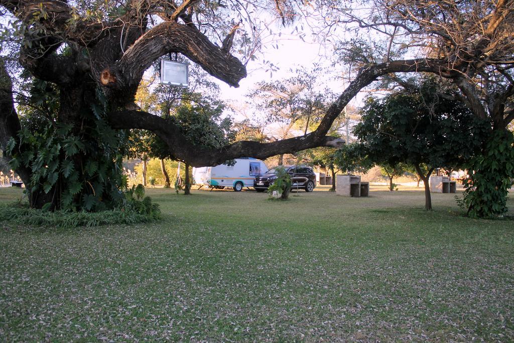 Camp Hogo Kavango Рунду Екстер'єр фото